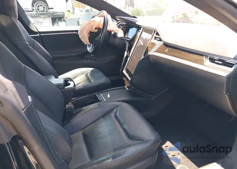 2016 Tesla Model S из США, поврежденный, VIN 5YJSA1E28GF138208